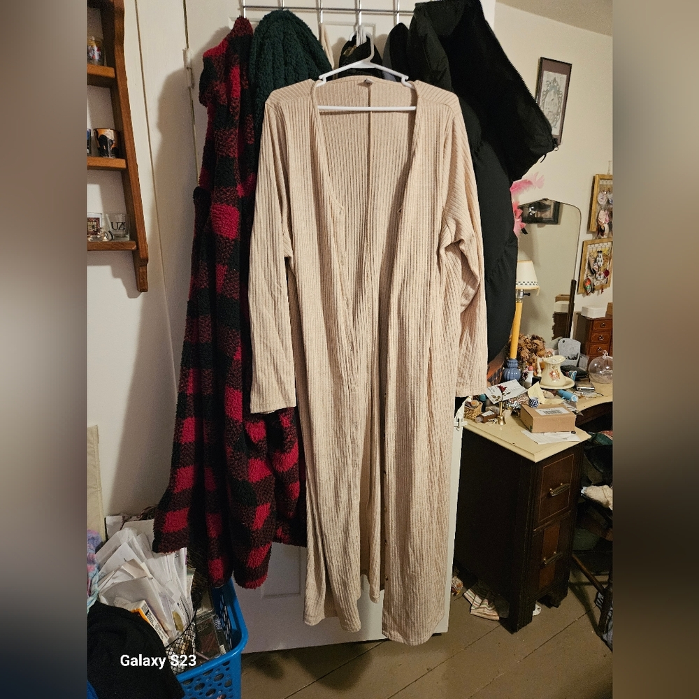Old Navy Tan Ribbed Cardigan